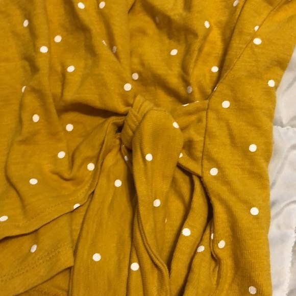 Old navy wrap top size large - Picture 3 of 6